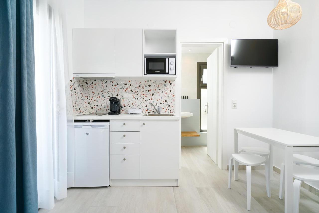 Filoxenia Luxury Apartments Potos Luaran gambar